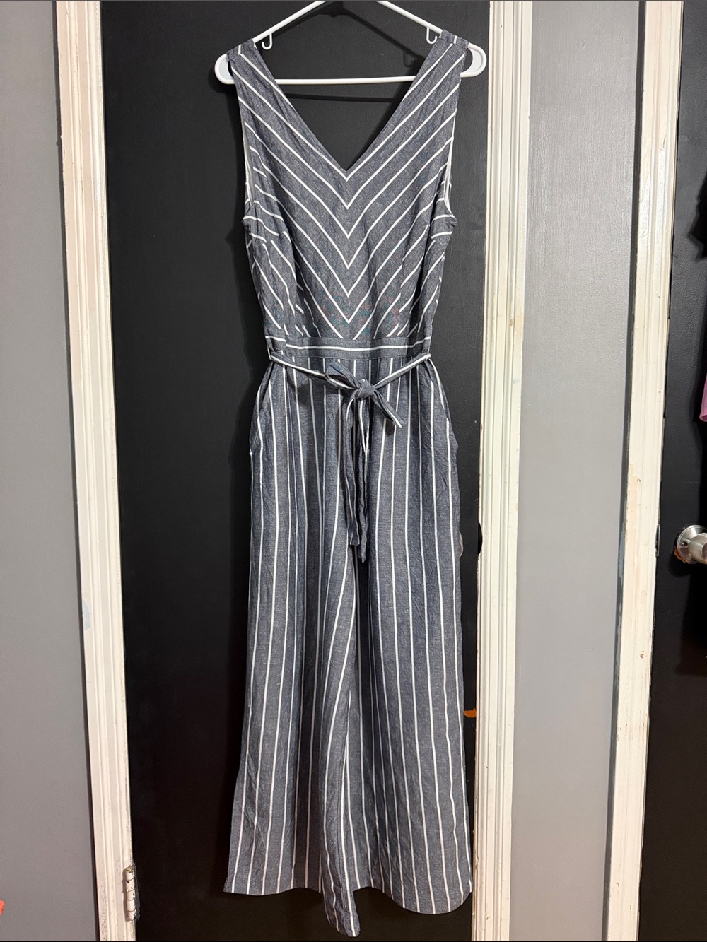 LOFT Linen Blend Striped Sleeveless Belted Jumpsuit Size: 10